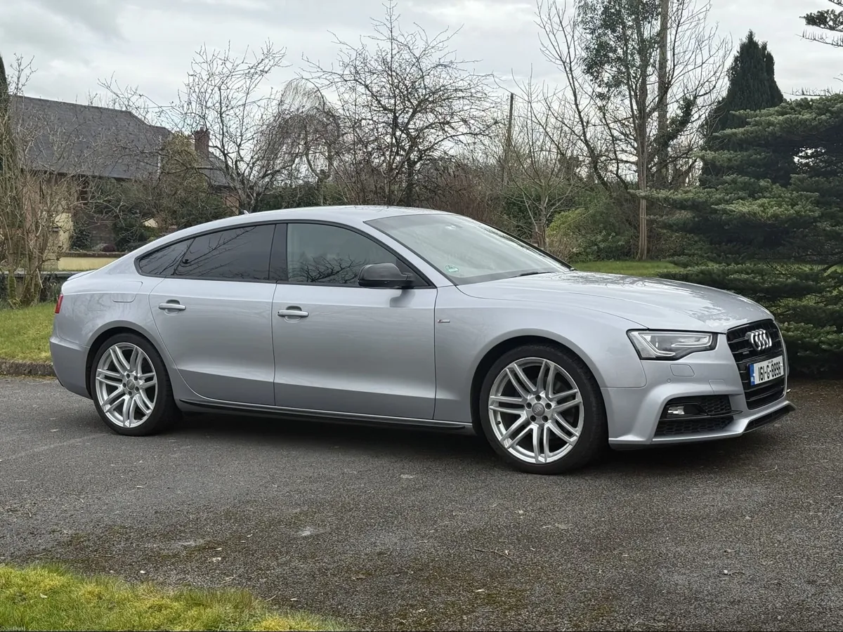 Audi A5 Quattro S-Line Black Edition Auto - Image 3