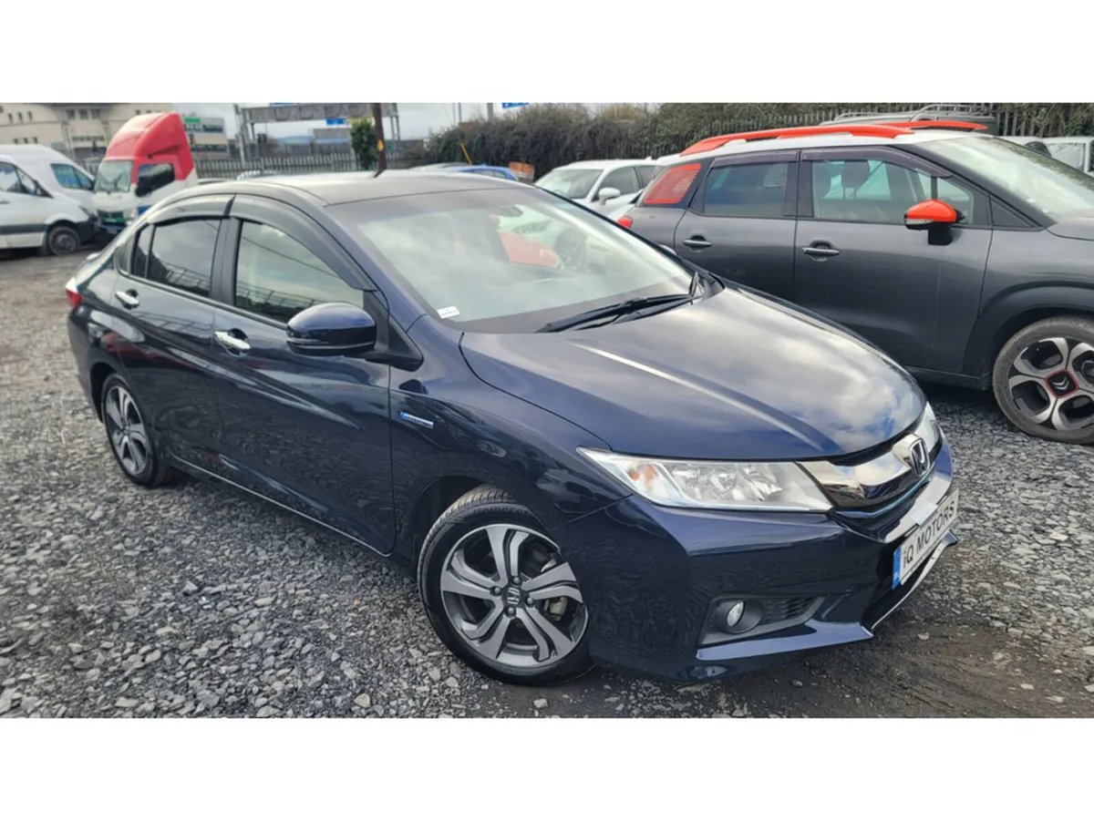 Honda Grace 1.5L Automatic Petrol Hybrid (0022) - Image 1