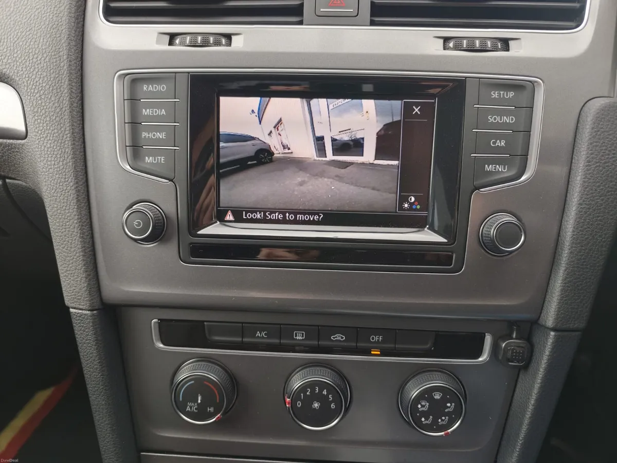 Vw Golf 2015 1.2 Petrol Automatic 90 k Km New Nct - Image 4