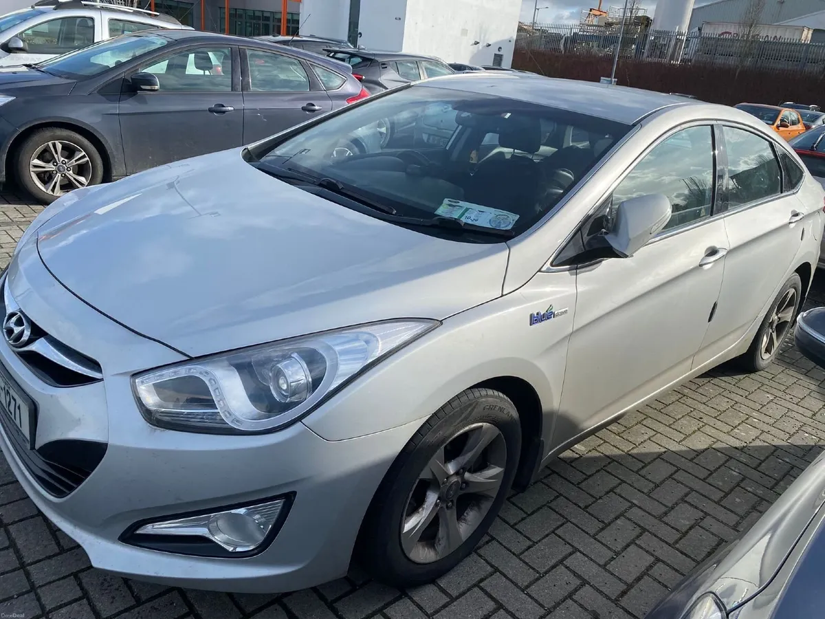 Hyundai i40 2013, 117402 km, low mileage - Image 3
