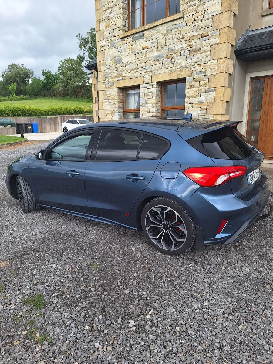 Ford Focus St-Line X 2019 1.5Tdci - Image 2