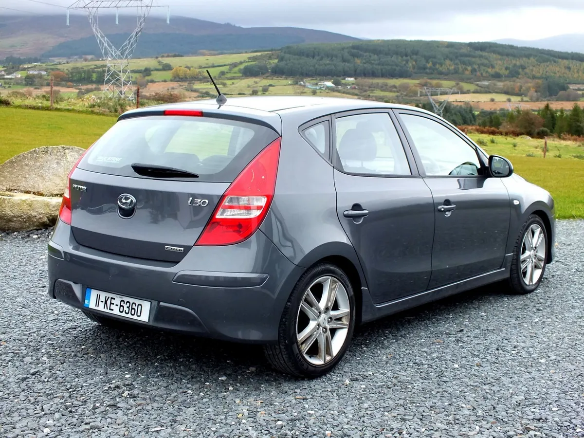 2011 Hyundai i30 1.6Crdi Premium - Image 3