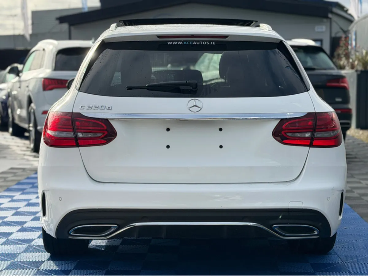 Mercedes-Benz E-Class AMG PREMIUM SUNROOF - 2.0L D - Image 3