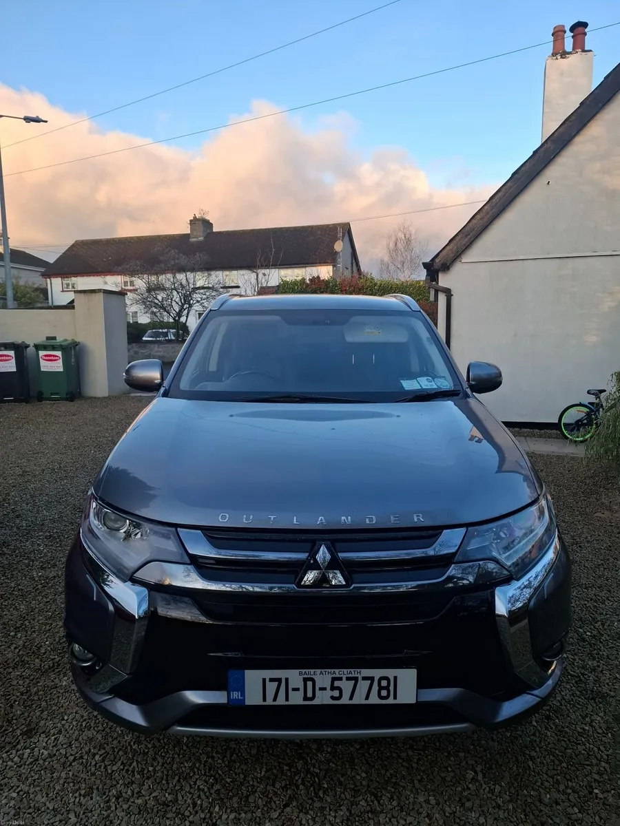 Mitsubishi Outlander 2017 - Image 2