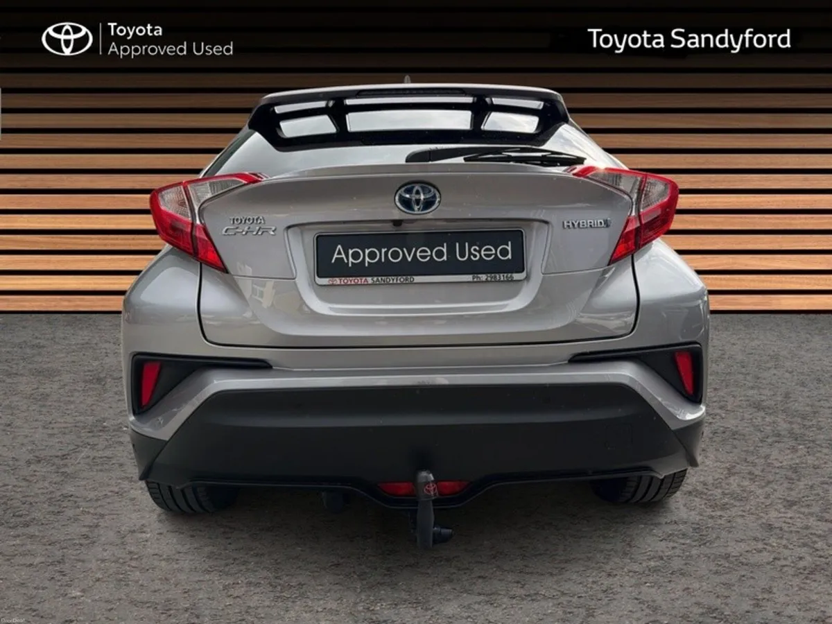 Toyota C-HR HYBRID SOL TOP SPEC // HEATED LEATHER - Image 4