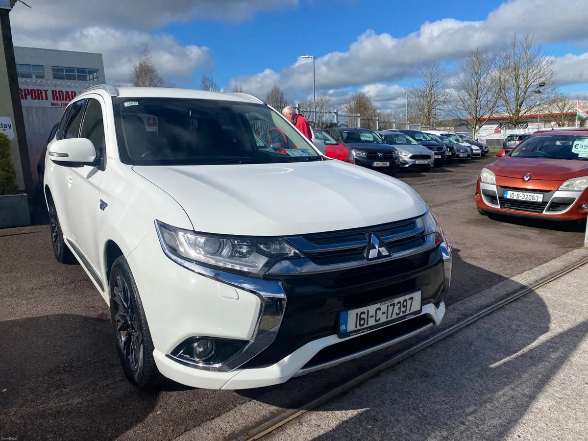 Mitsubishi Outlander 2016 AUTOMATIC - Image 2