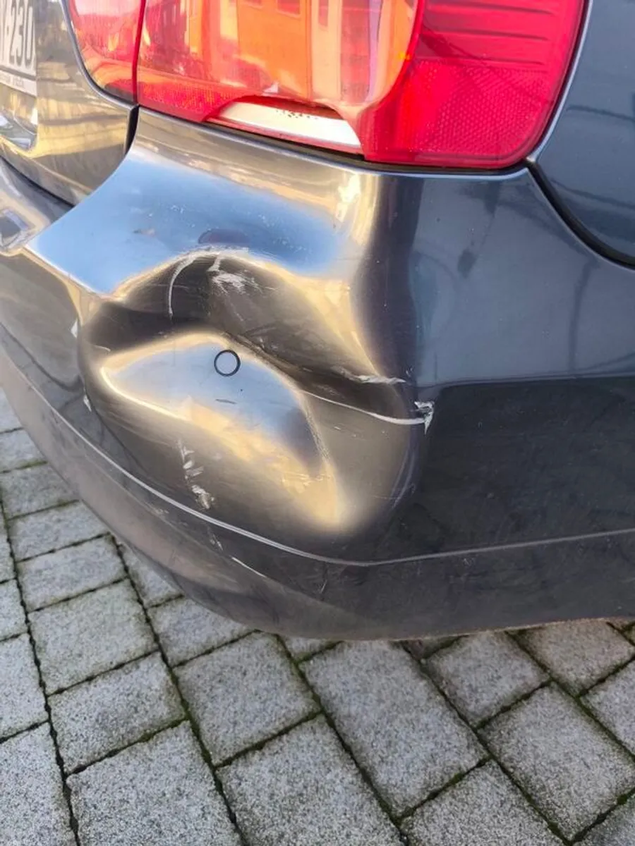 2006 Bmw 3-series - Image 4