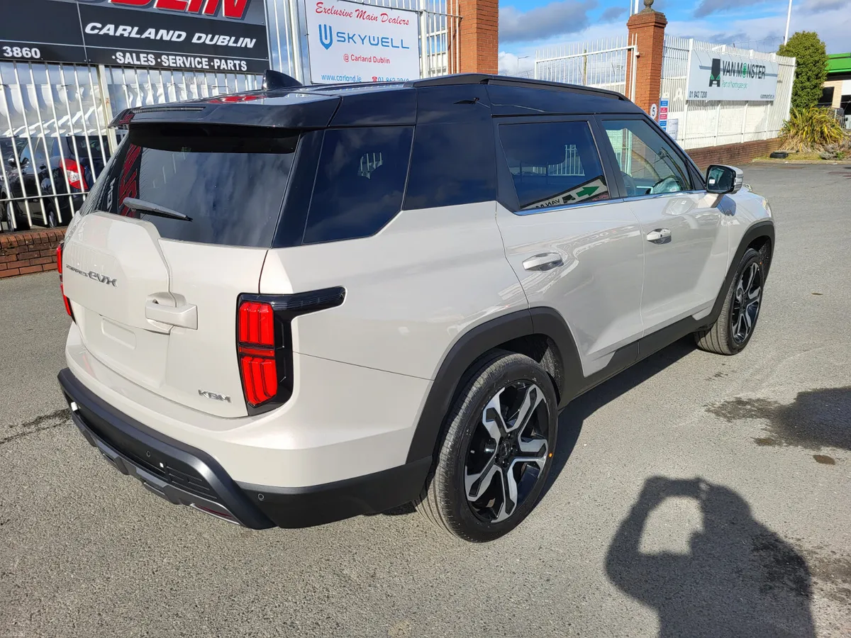 (10yr battery warranty) 2026 KGM Torres Evx - Image 4