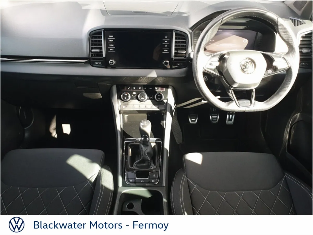 Skoda Karoq SPT 2.0TDI 115HP 5DR - Image 3