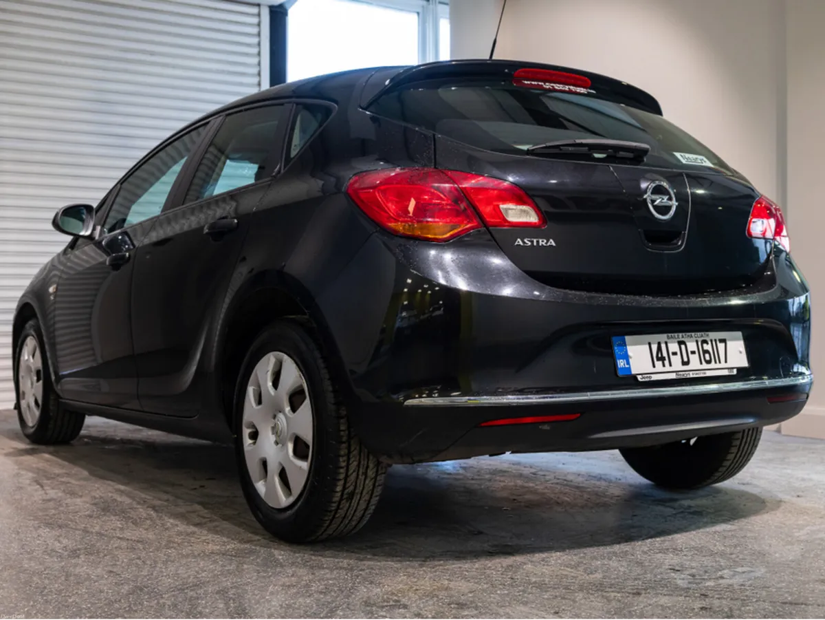 Opel Astra S 1.4 I 100PS 5DR - Image 6