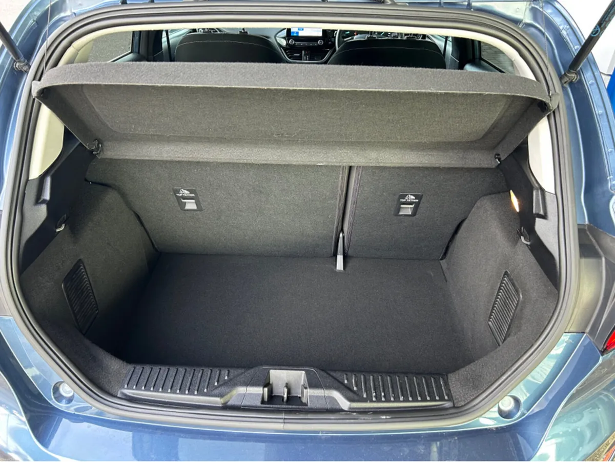 Ford Fiesta TITANIUM 1.0T 125 MHEV M6 F 4DR - Image 2