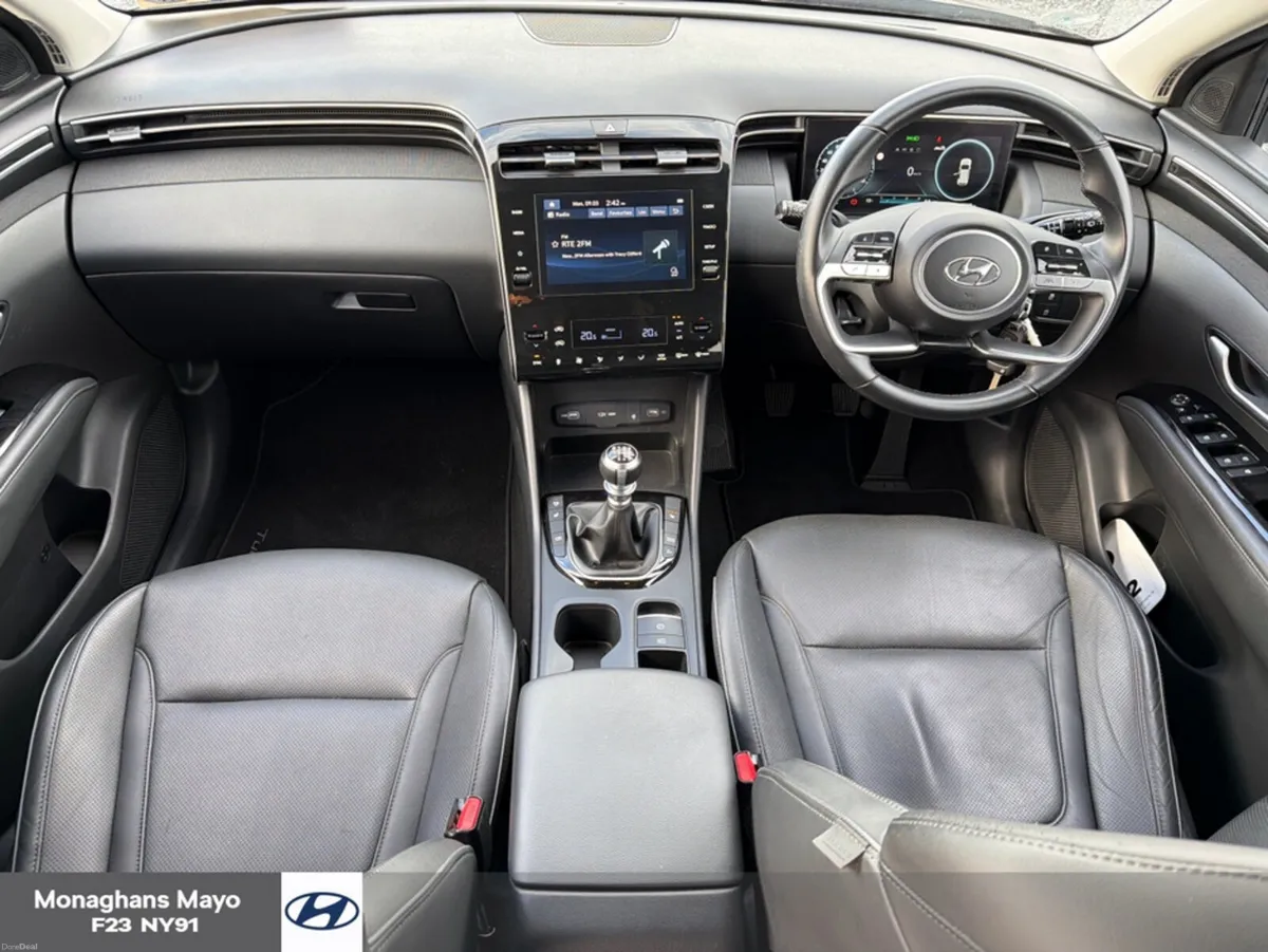 Hyundai Tucson EXECUTIVE 1.6 DIESEL 2WD 5DR - Image 2