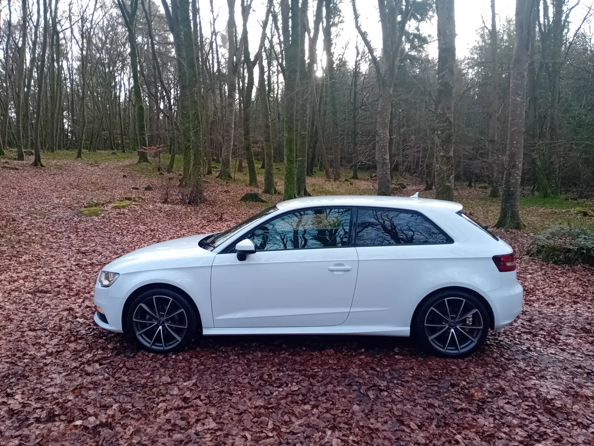 AUDI A3 1.6 TDI 6 SPEED SE ULTRA TEKNIK  161 - Image 4