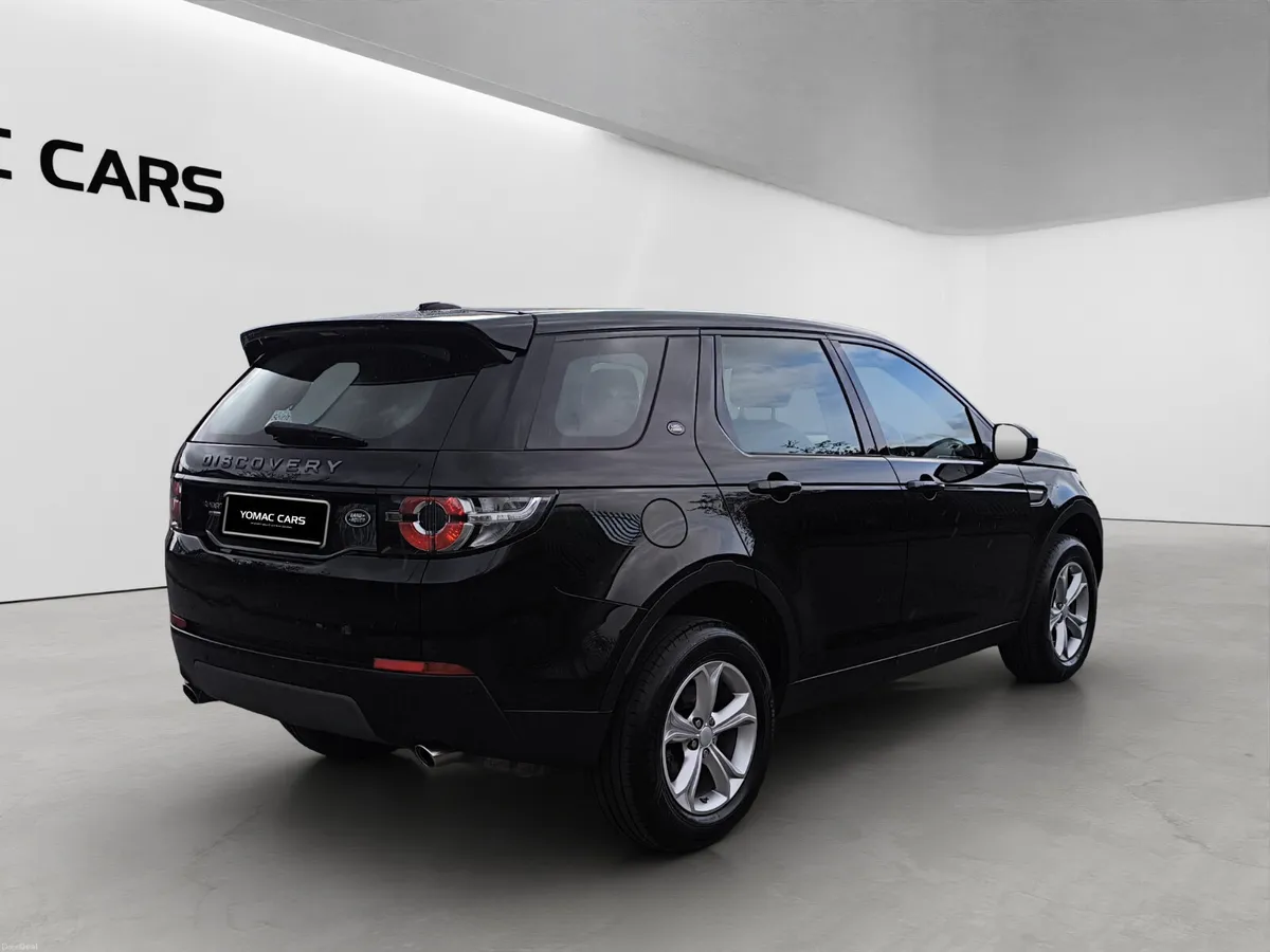 2016 LAND ROVER DISCOVERY SPORT 2.0 TD4 SE AUTO - Image 4