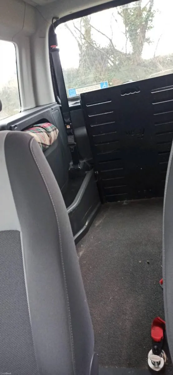 2011 VW Caddy Wheelchair modified car - Image 4