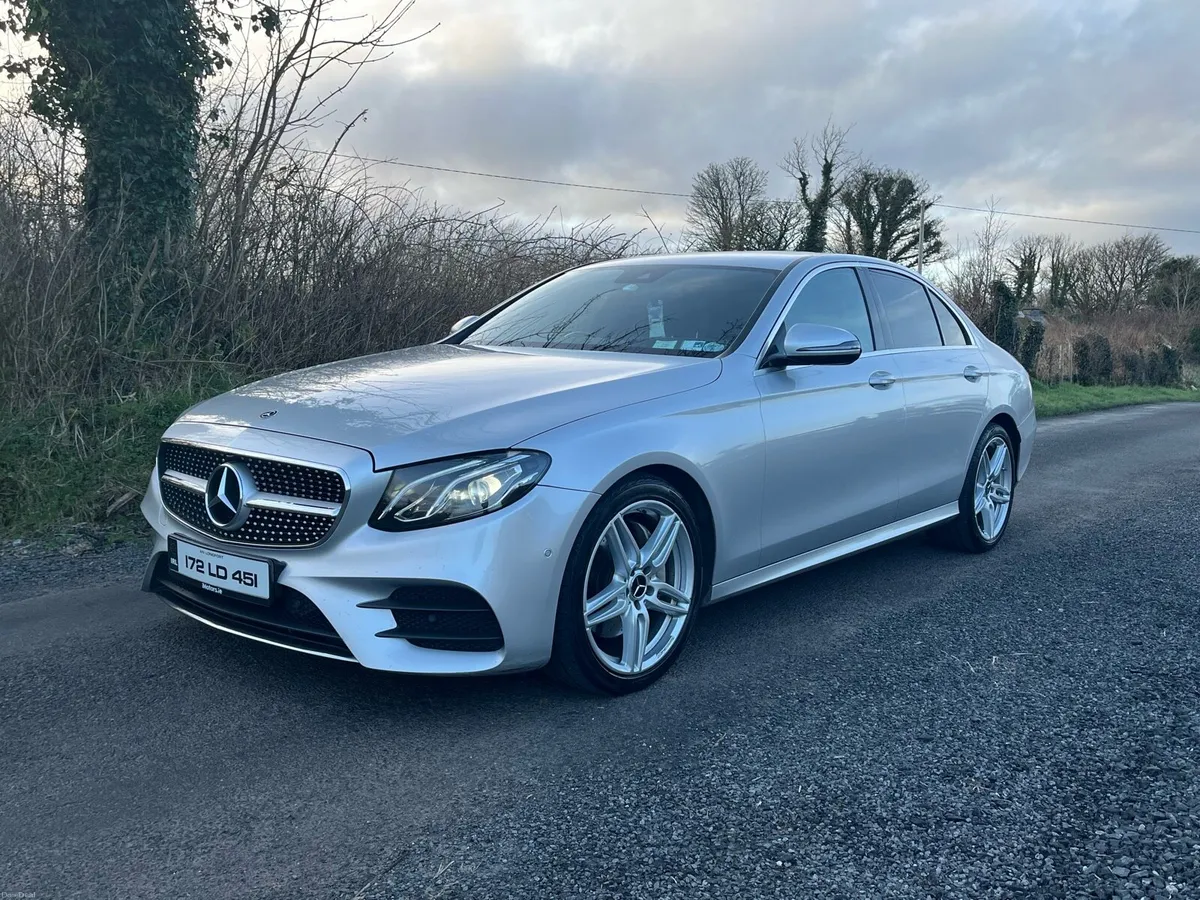 *2017 E-Class Top AMG Spec* - Image 3