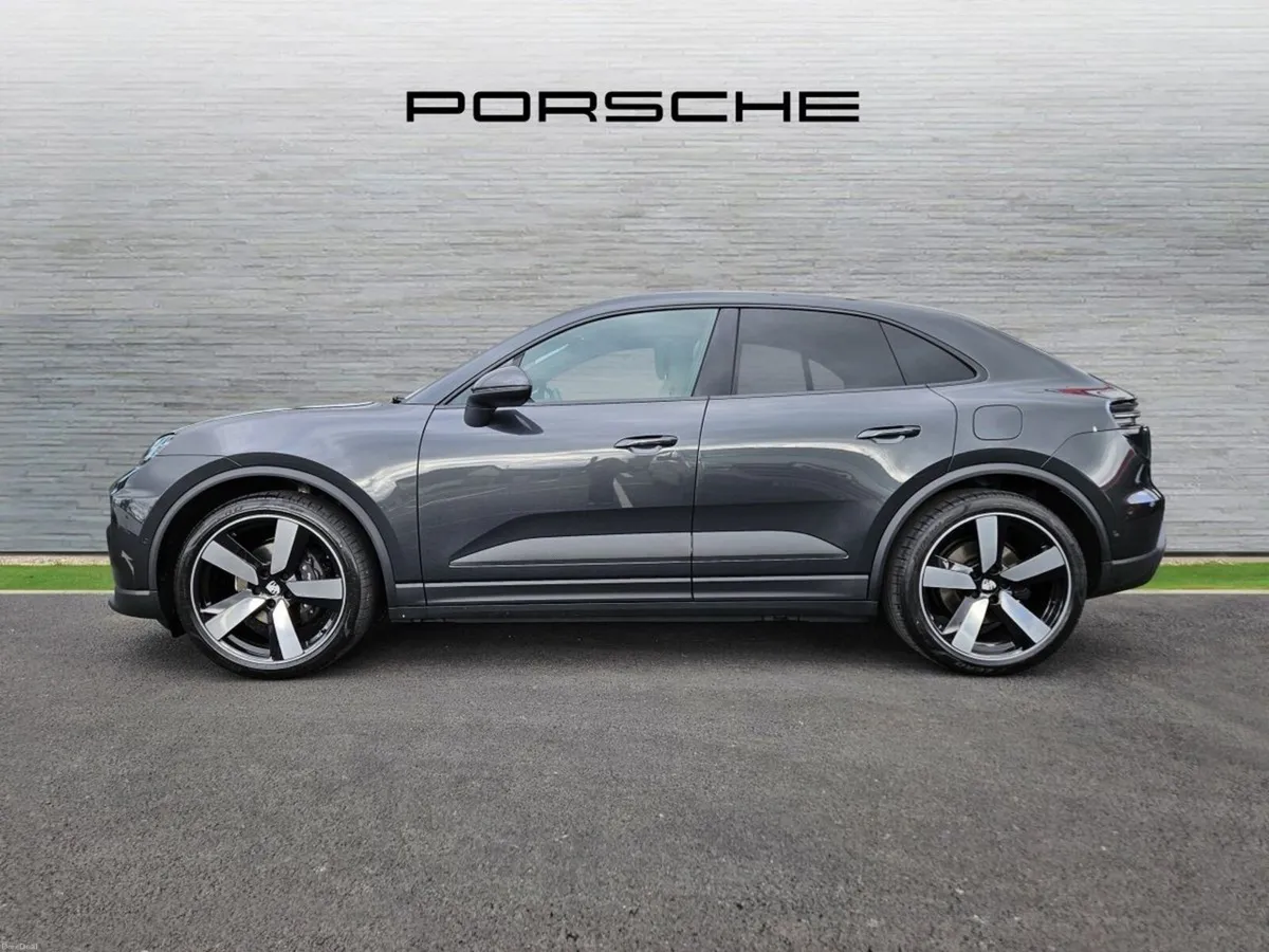 Porsche Macan Electric - Image 4