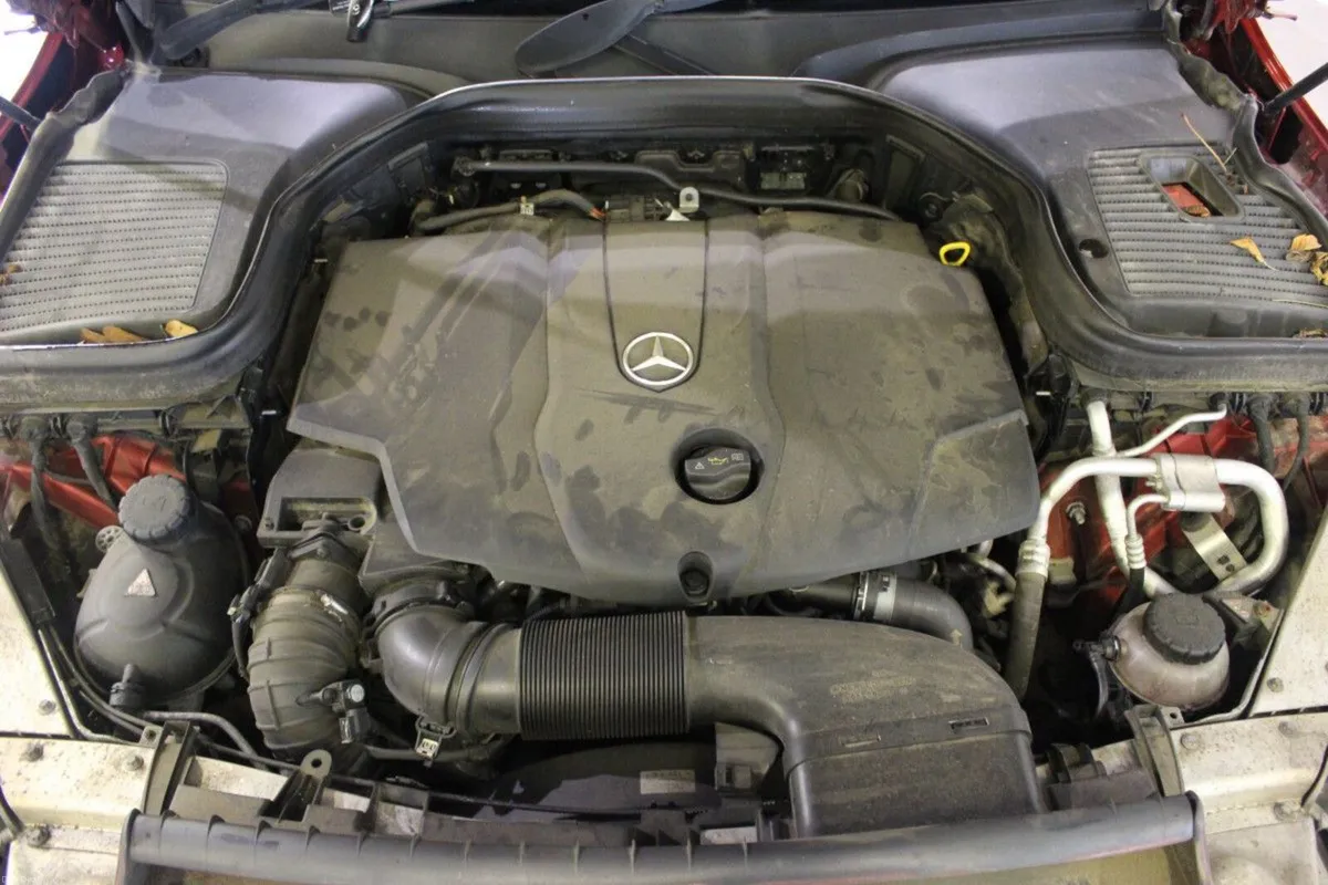 Mercedes-Benz GLC 220 D 4Matic Auto - TENDER 12 - Image 4