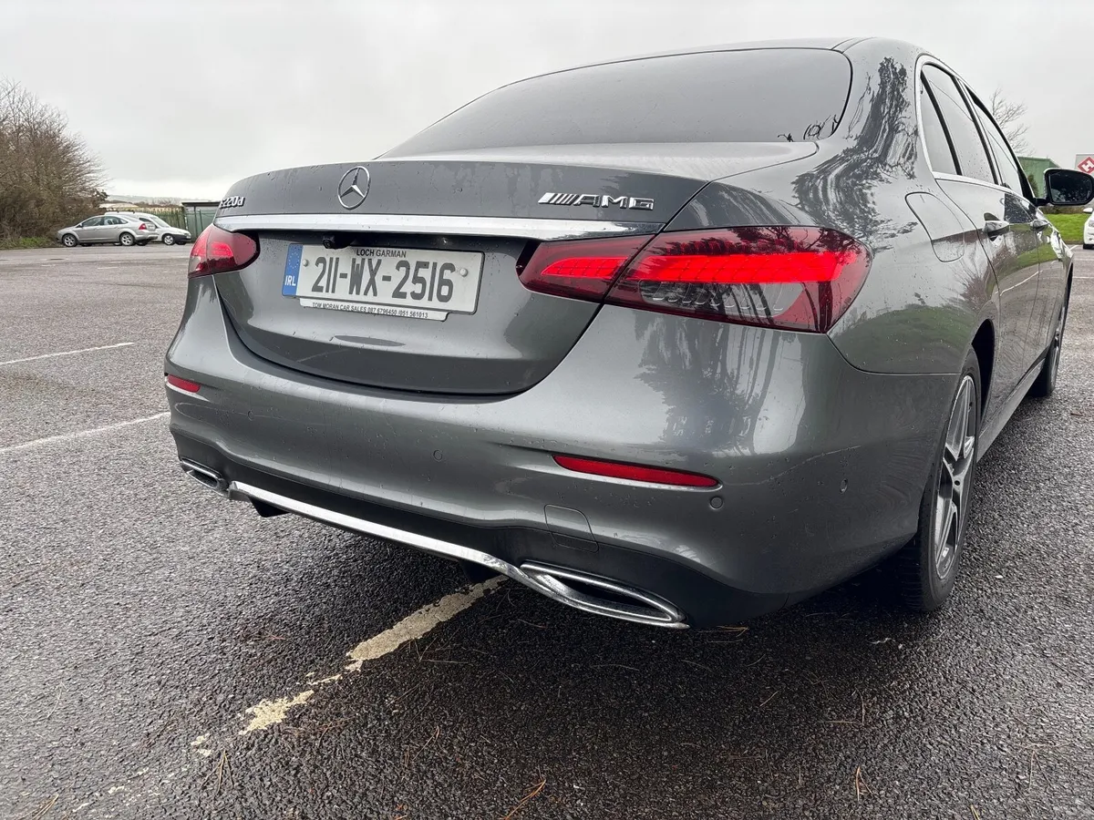 Mercedes-Benz E-Class 2021 - Image 3