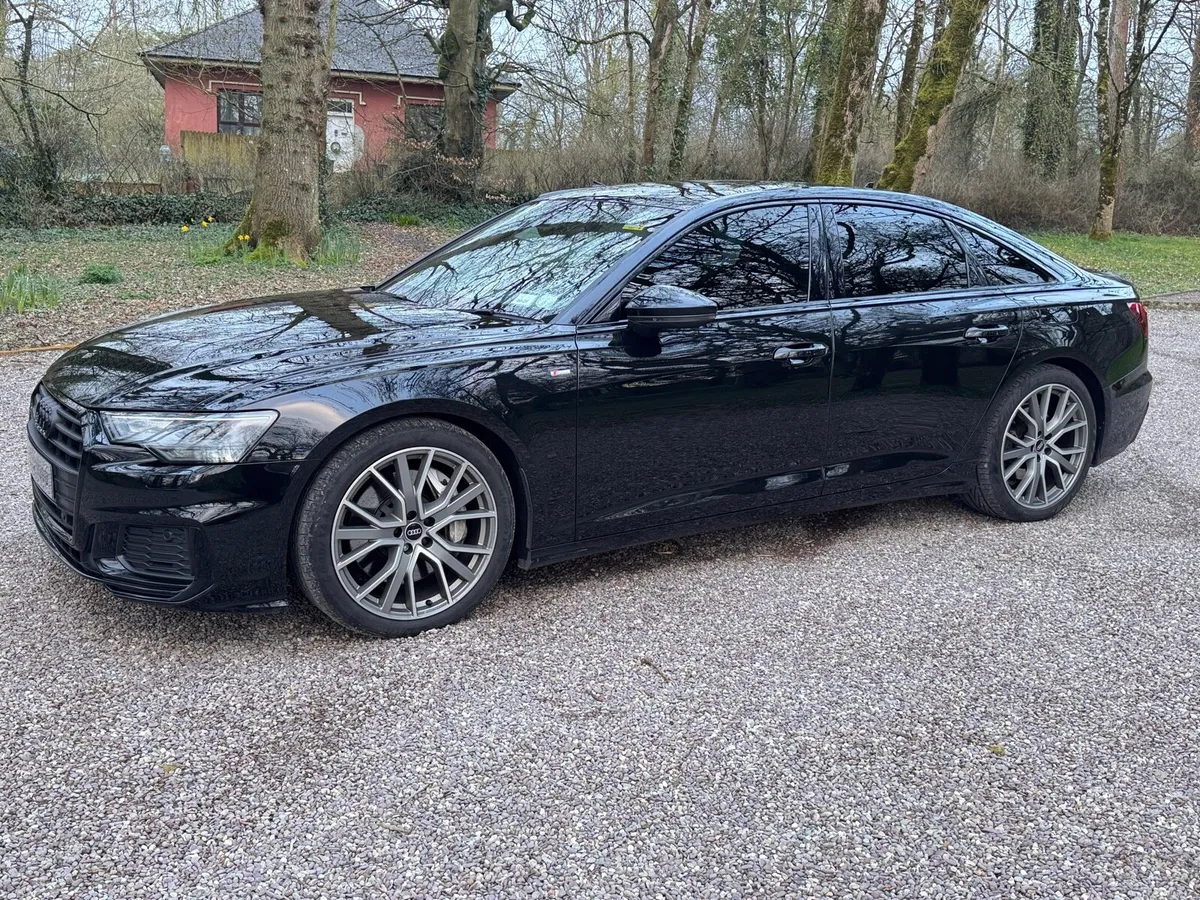 AUDI A6 50 TFSIe Q, S-Line Black Edition, 1st - Image 3