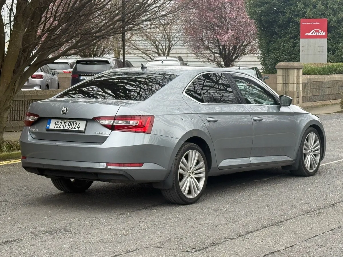 2015 Skoda Superb, 2.0 Tdi 150bhp,  Automatic - Image 3