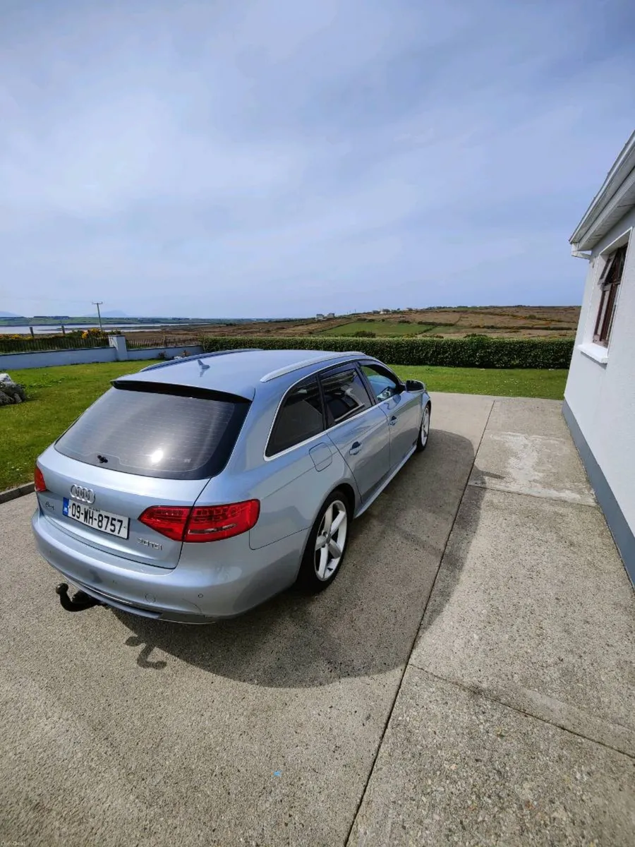 Audi A4 Avant S-Line - Image 4