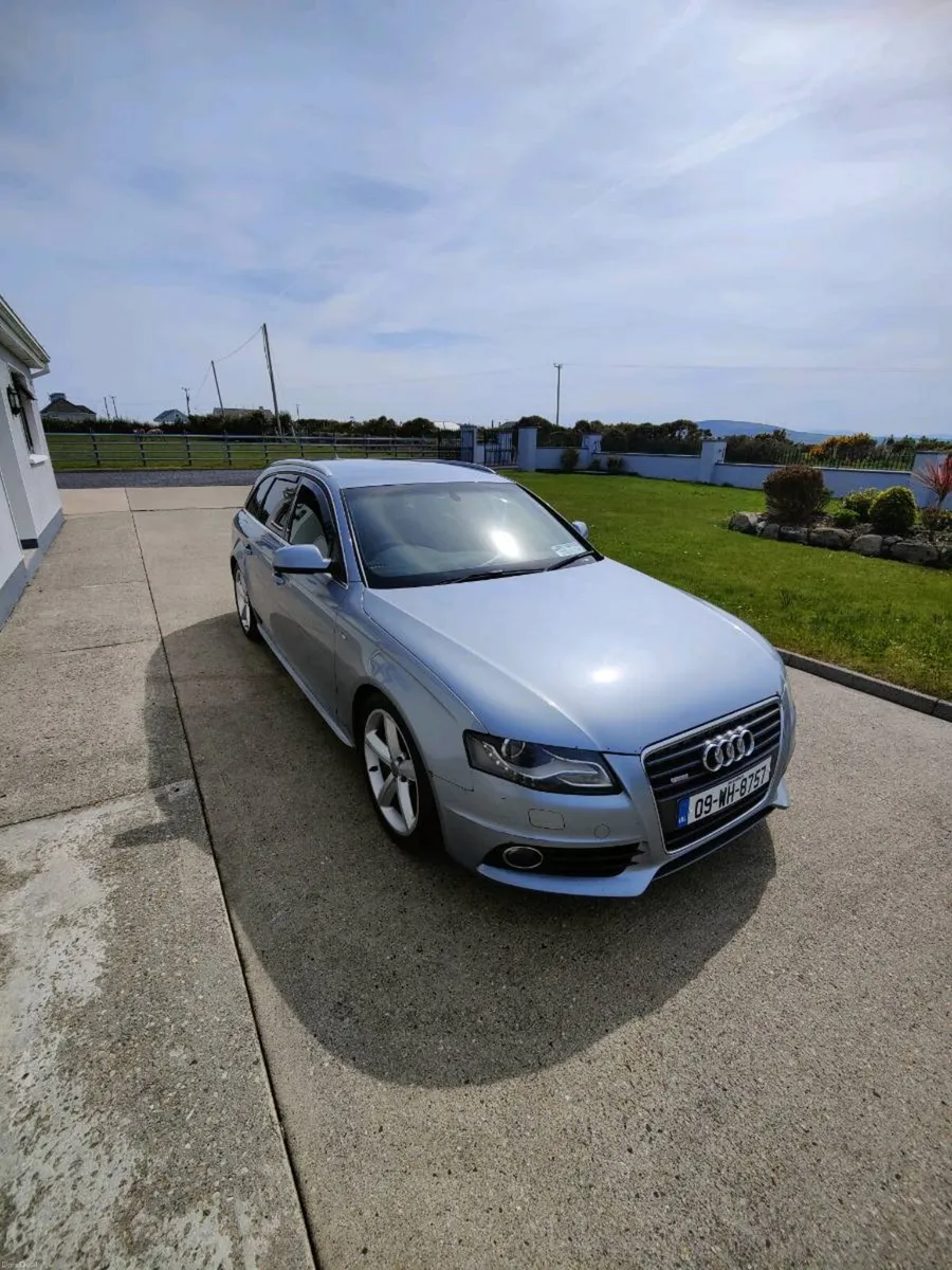 Audi A4 Avant S-Line - Image 2