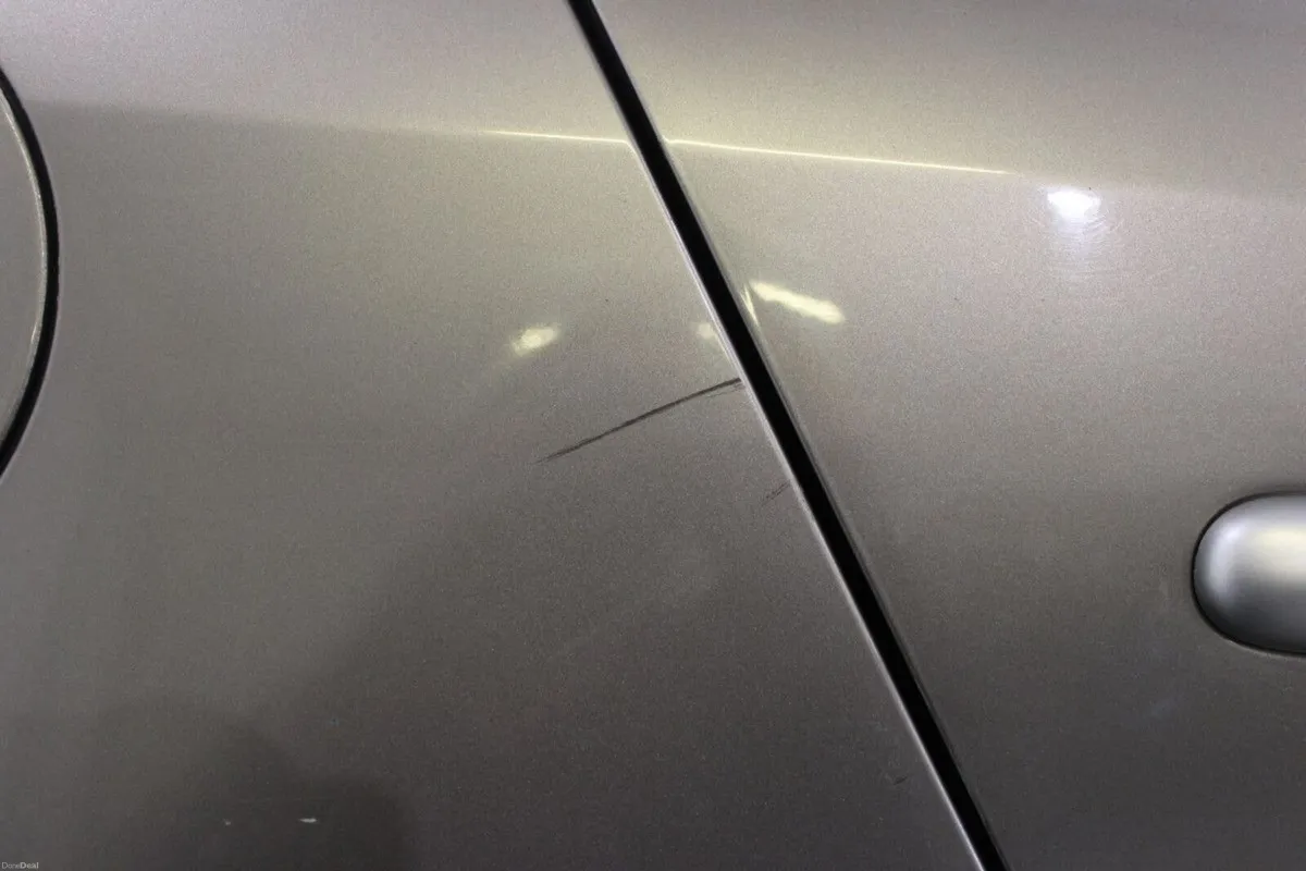 Renault Fluence 1.5 DCI 95 LIMITED - TENDER 9 - Image 3