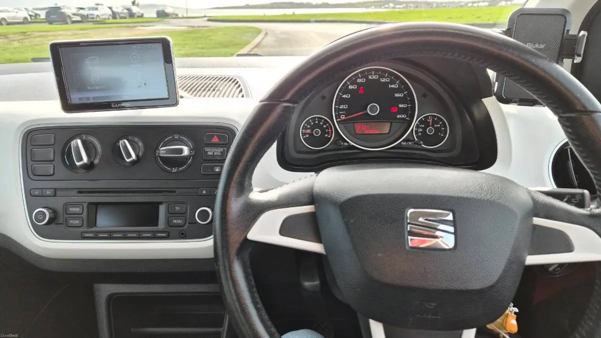 SEAT Mii 2016 - brand new tires - Image 2