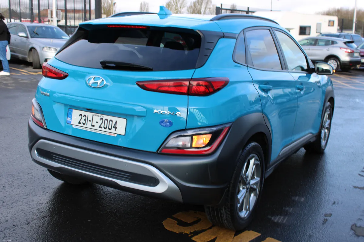 Hyundai KONA 2023 - Image 5