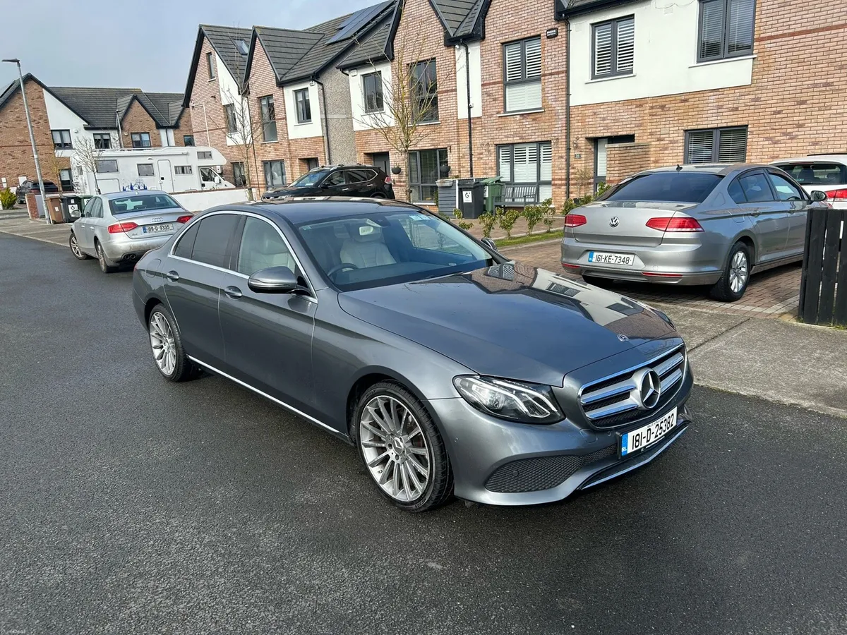181 MERCEDES E-CLASS ADVANTGARDE SPORT €17,450 - Image 1