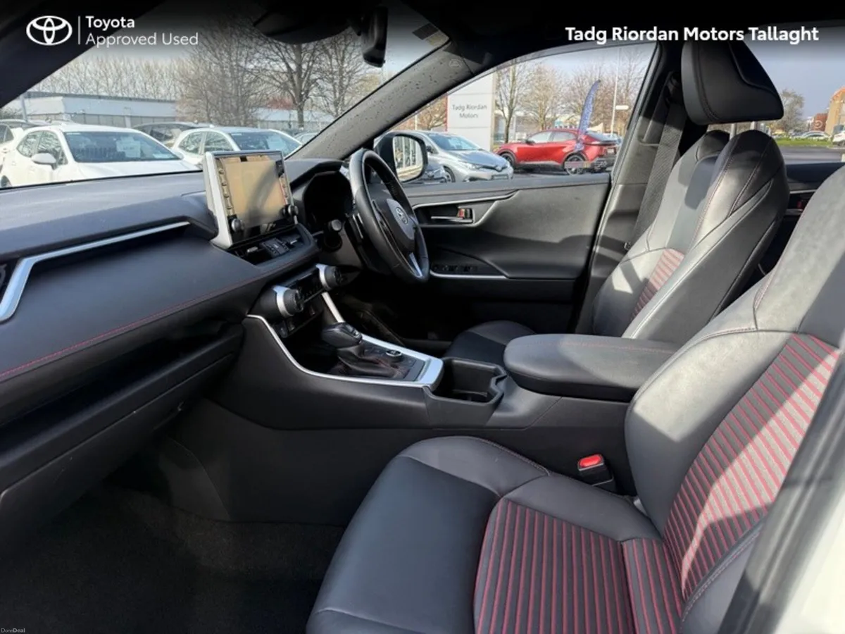 Toyota RAV4 AWD RAV4 PLUG-IN HYBRID SPORT - Image 6