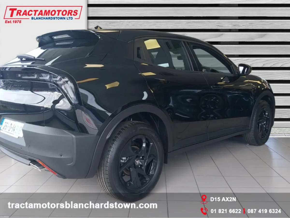 Alfa Romeo Junior 1.2 HYBRID IBRIDA - Image 3