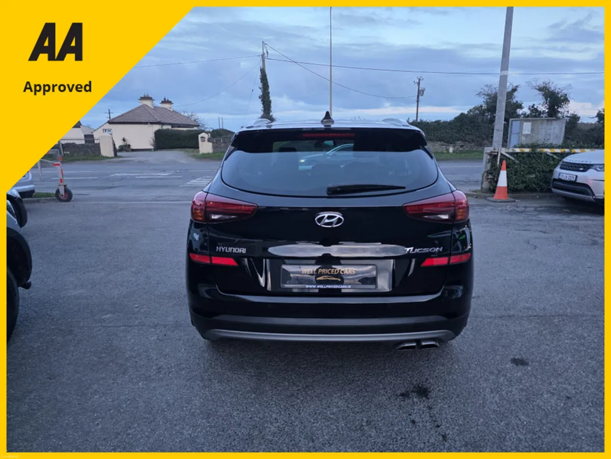 Hyundai Tucson IX35 EXECUTIVE MILD HYBRID 5 5DR - Image 4