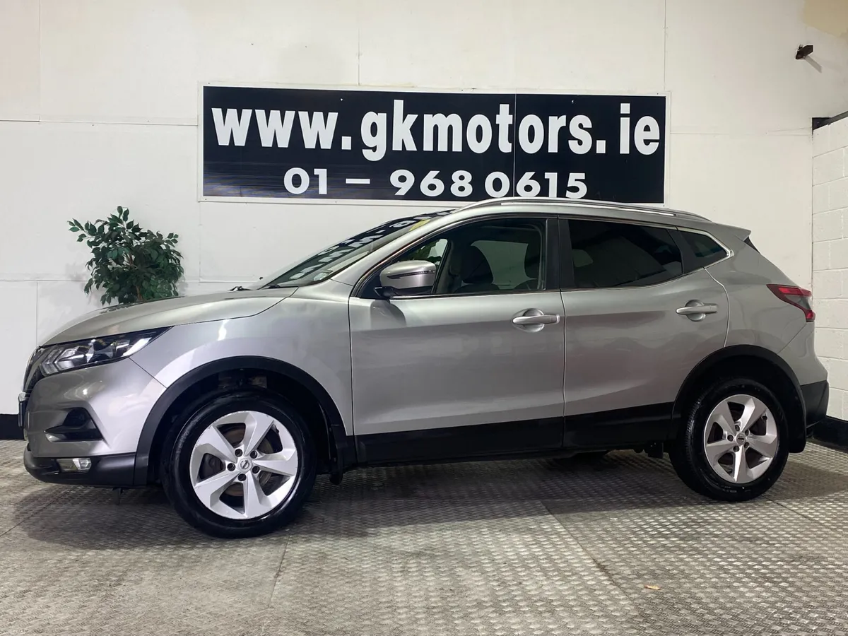 Nissan Qashqai 2019///PAN ROOF//SAT NAV// - Image 2
