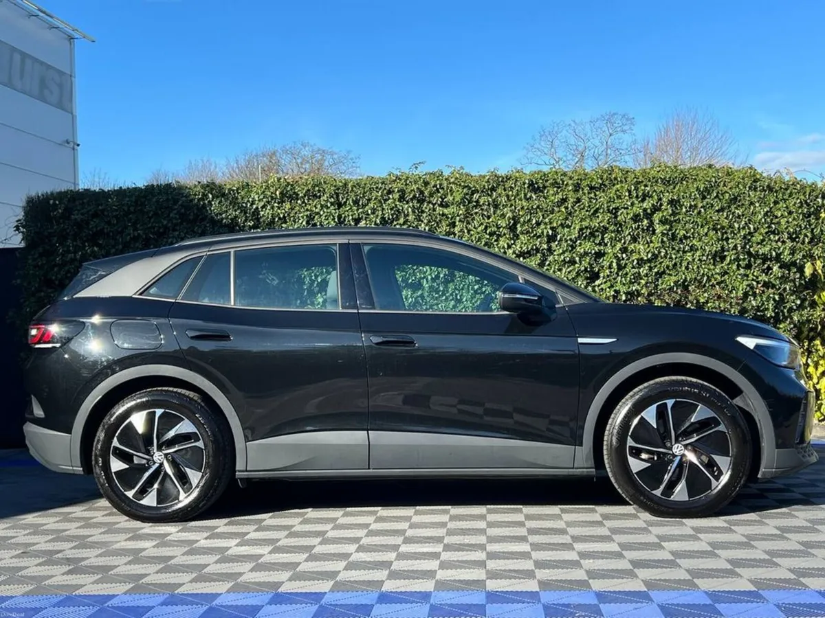 Volkswagen ID.4 PURE LIFE 52KWH // APPLE CARPLAY/A - Image 2