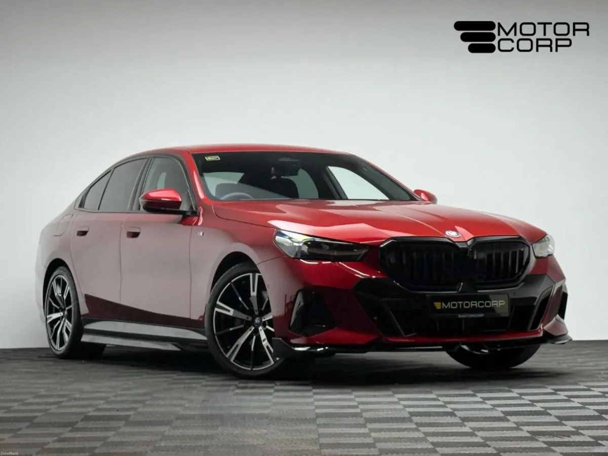 BMW 5-Series 530E M SPORT - Image 1