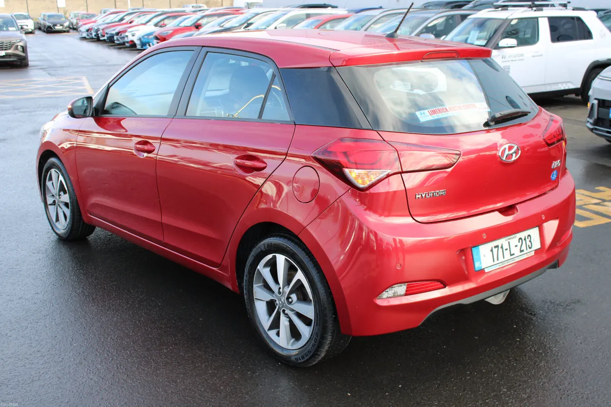 Hyundai i20 2017 - Image 3