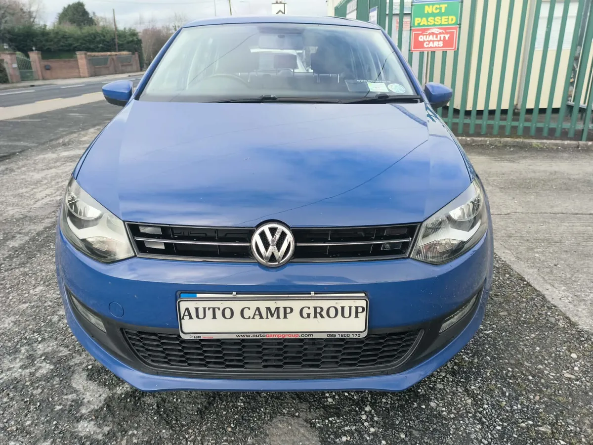 Volkswagen Polo 2013 1.2 COMFORTLINE !!! - Image 2