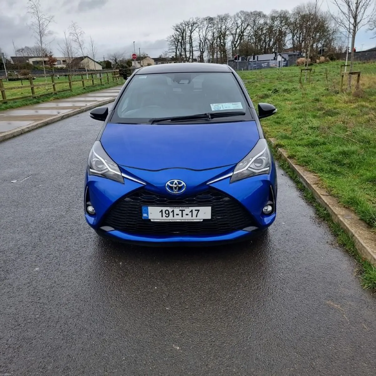 2019 Toyota Yaris Hybrid Automatic High Spec - Image 2