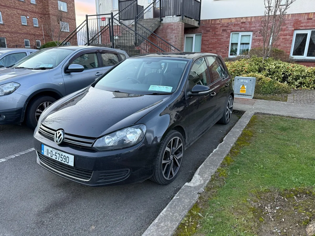 2011 golf for sale 1.6 tdi auto - Image 2