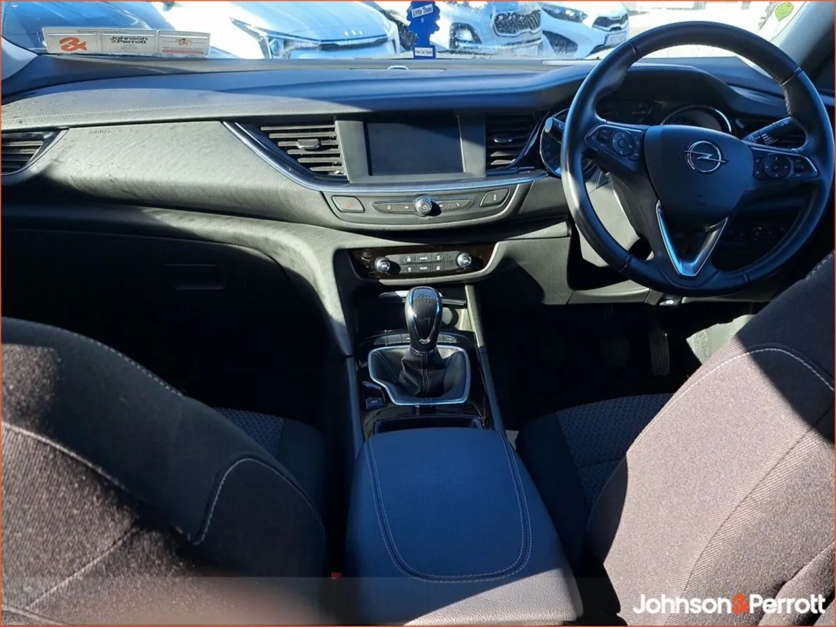 Opel Insignia SC 1.5 Diesel - Image 4