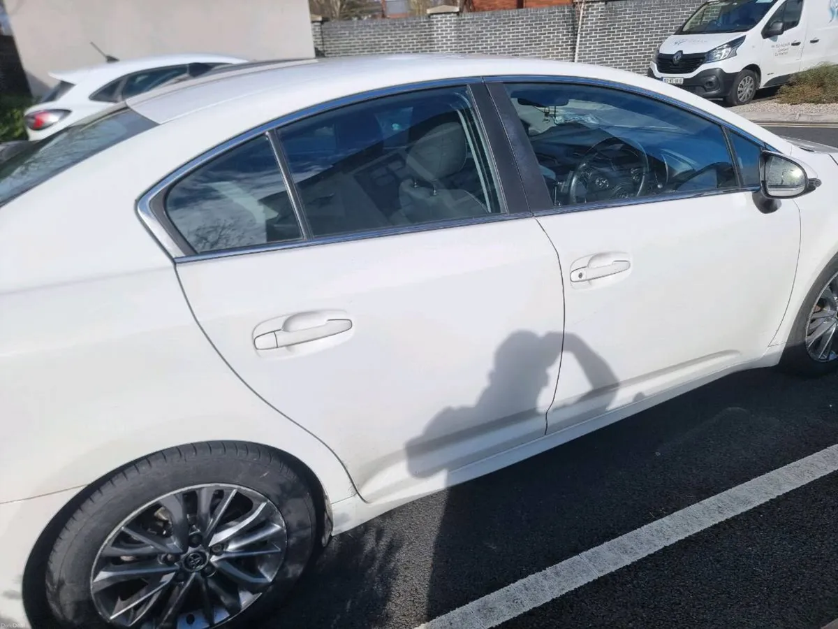 TOYOTA AVENSIS 152 - Image 4