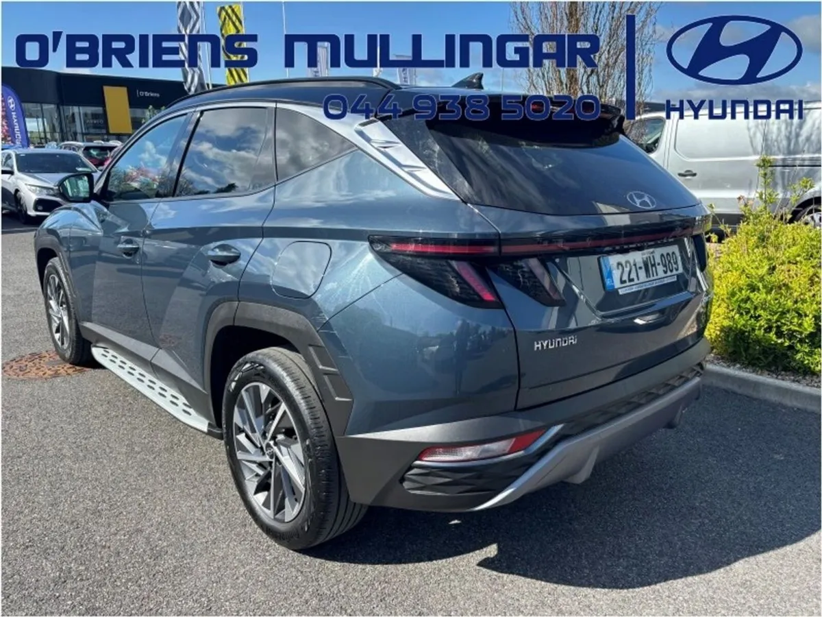 Hyundai Tucson ix35 Executive Plus 2tone 5DR - Image 3