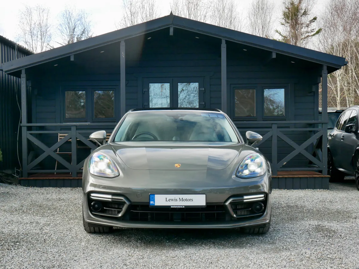 2023 Porsche Panamera E-Hybrid - Image 2
