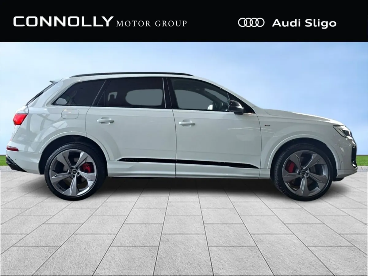 Audi Q7 Competition TFSI e quattro 490bhp Auto Hug - Image 3