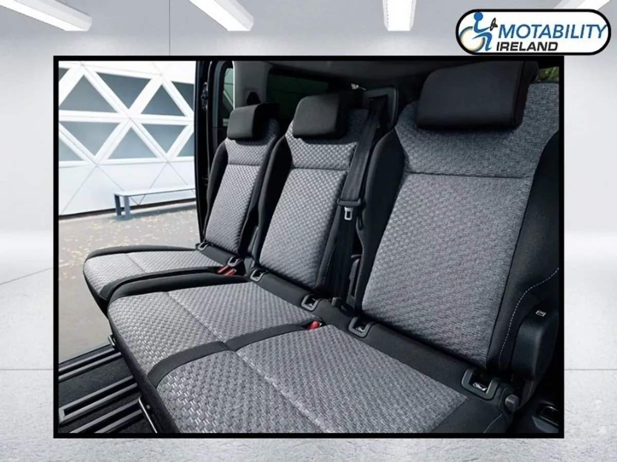 Citroen Spacetourer Electric Wheelchair Accessible - Image 5