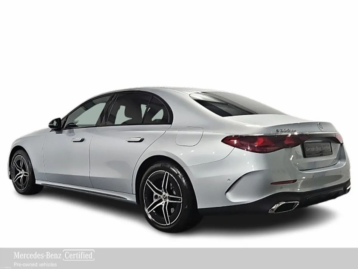 Mercedes-Benz E-Class E300De AMG Line Plus with Ni - Image 4