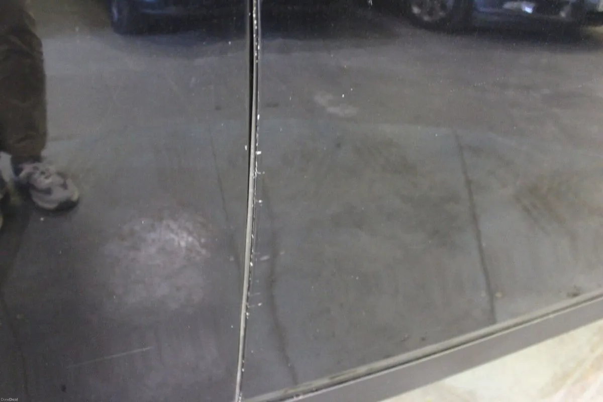 Mini Cooper Cooper SD - TENDER 28 - Image 3