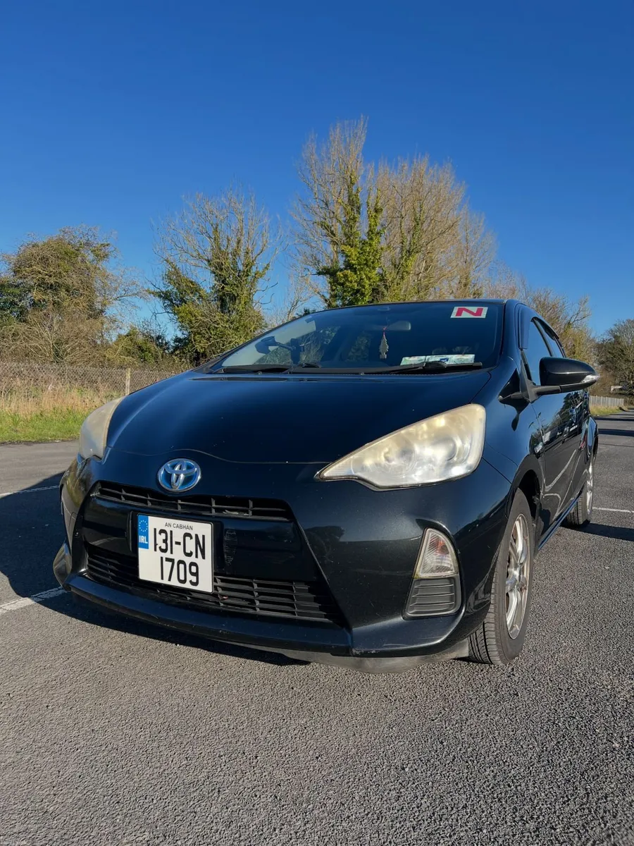 Toyota Aqua 2013 - Image 2